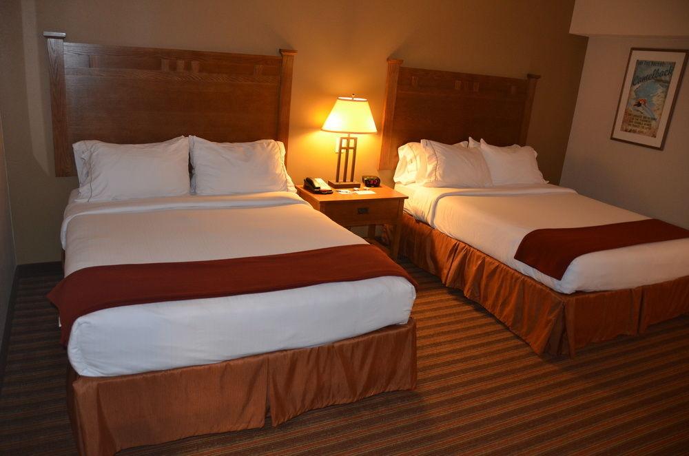 Holiday Inn Express & Suites Donegal By Ihg Kültér fotó